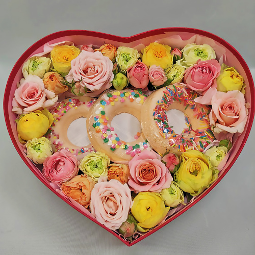 Сердце с цветами и пончиками для ванны арт. 45459