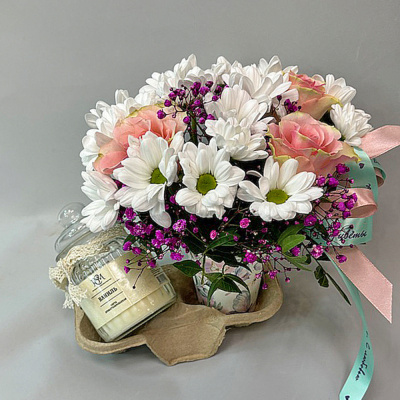 Сет "Ягодный раф" с цветочным стаканчиком и аромасвечой в банке 70399