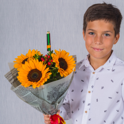 Школьный букет с подсолнухами N 37969