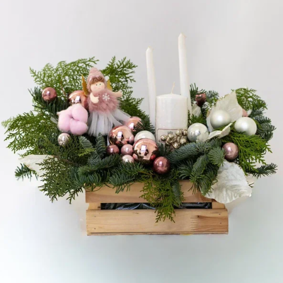 Композиция в ящике из хвои со свечами "Рождественское чудо"  N 90869